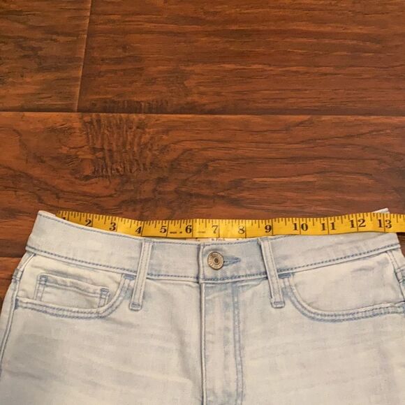 Abercrombie & Fitch Distressed Frayed Hem Denim Shorts Festival Summer Spring - Picture 5 of 9